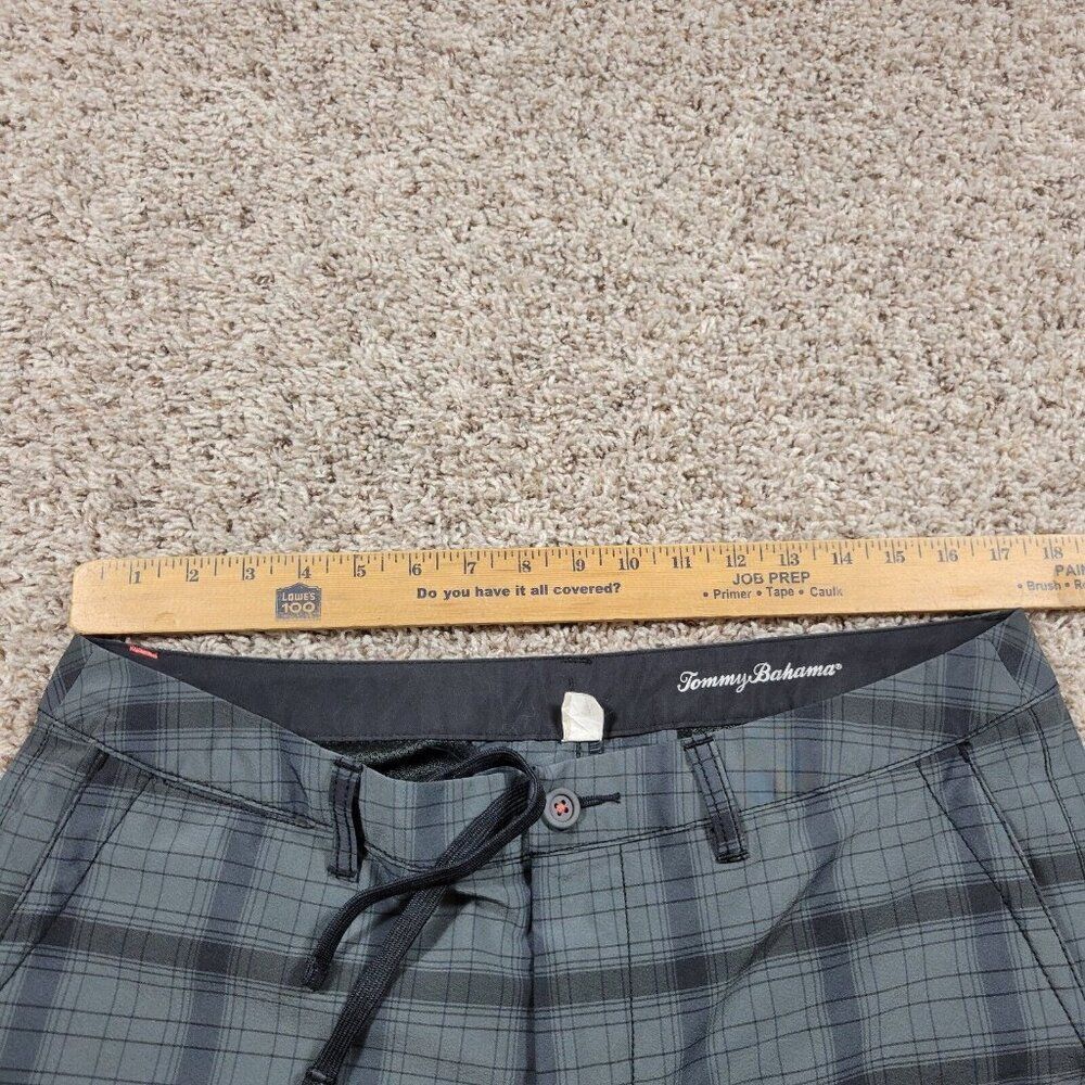 Tommy Bahama Board Shorts Mens 34 Gray Black Plaid Beach Walking - Picture 2 of 8